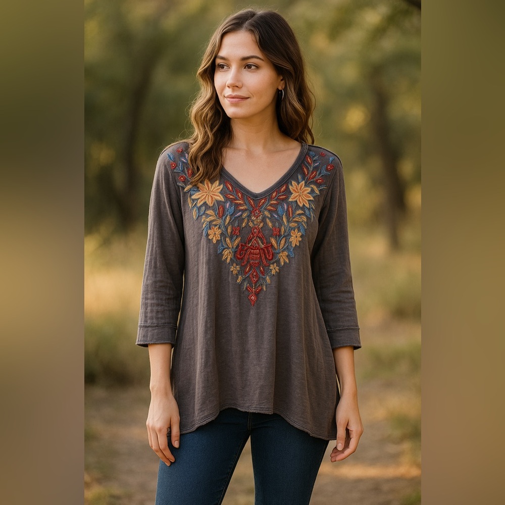 Caite Embroidered Boho Tunic Top Medium 100% Cotton Raw Hem Floral Detail